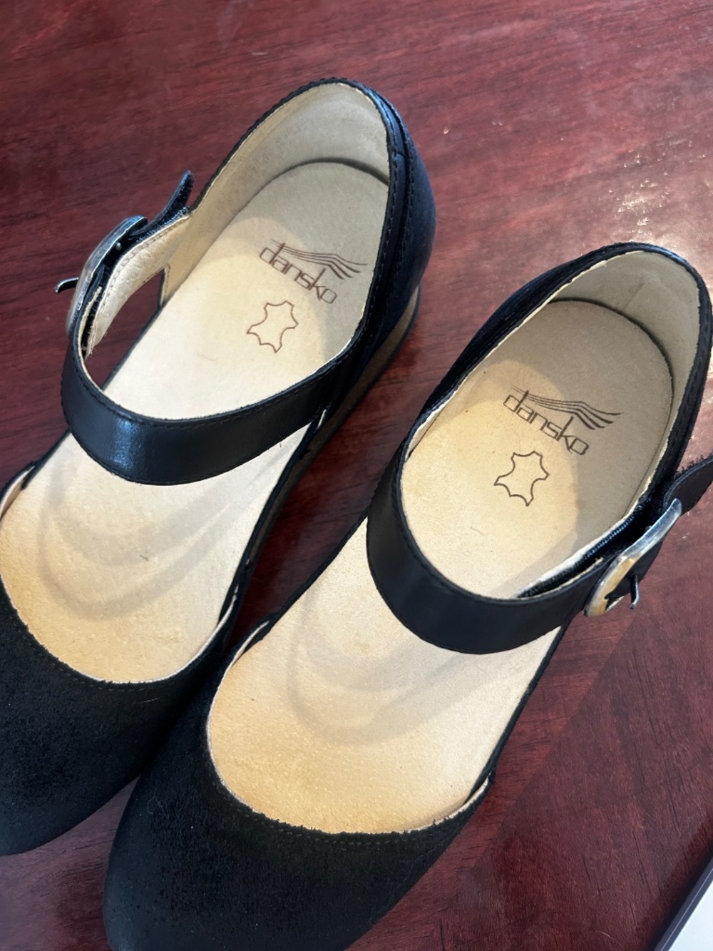 Dansko Mae 38, Fits like a 39? - Picture 3 of 10